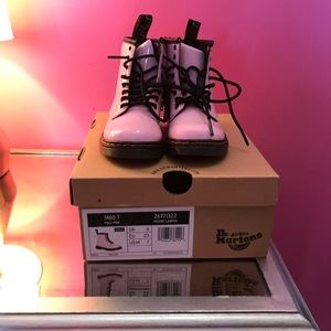 Dr. Martens Lamper Boot - Toddler  - Pale Pink